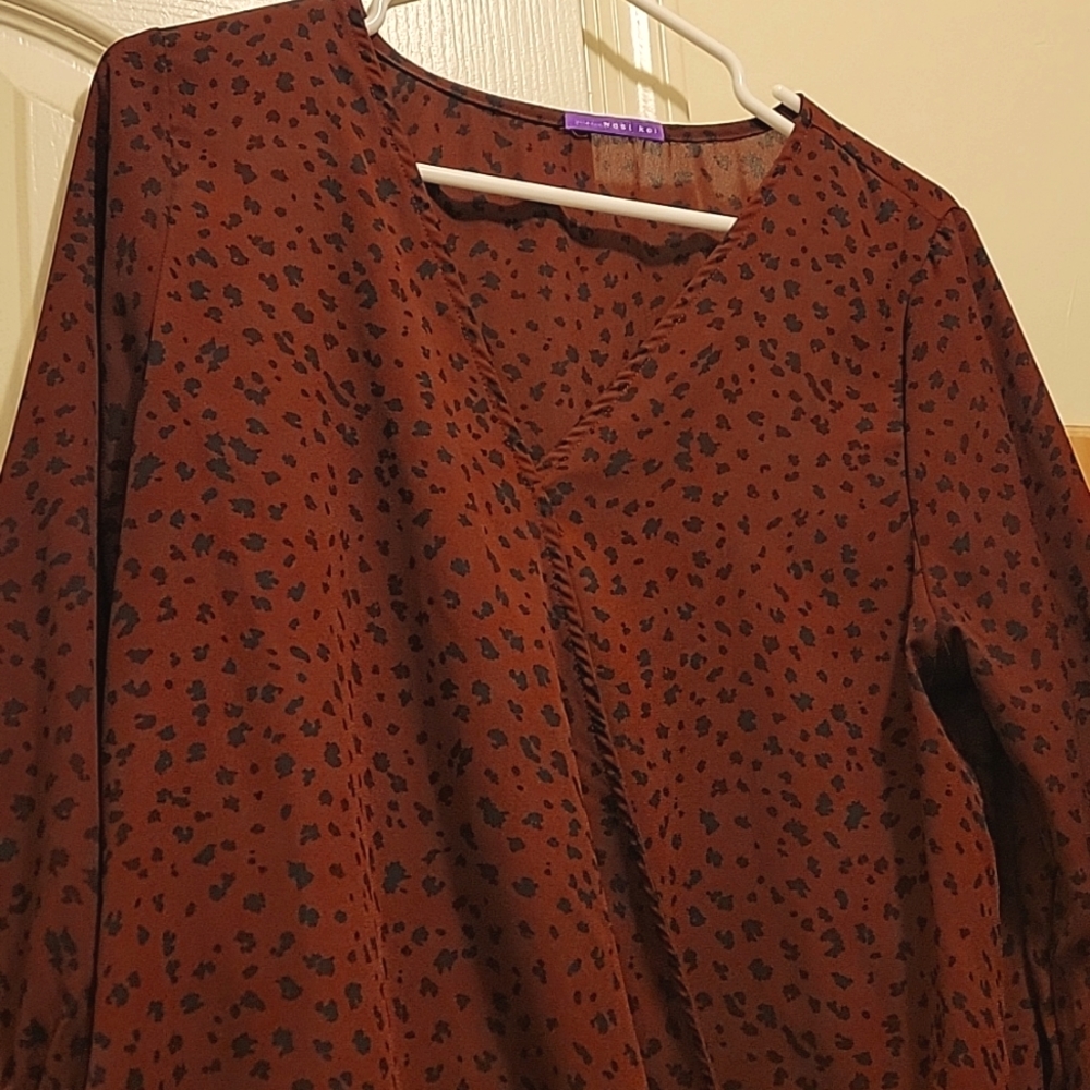 Red and black large West Kei top
